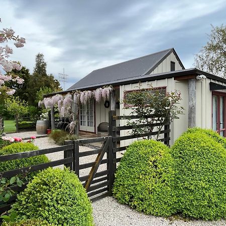 Tasman Village Cottage Extérieur photo