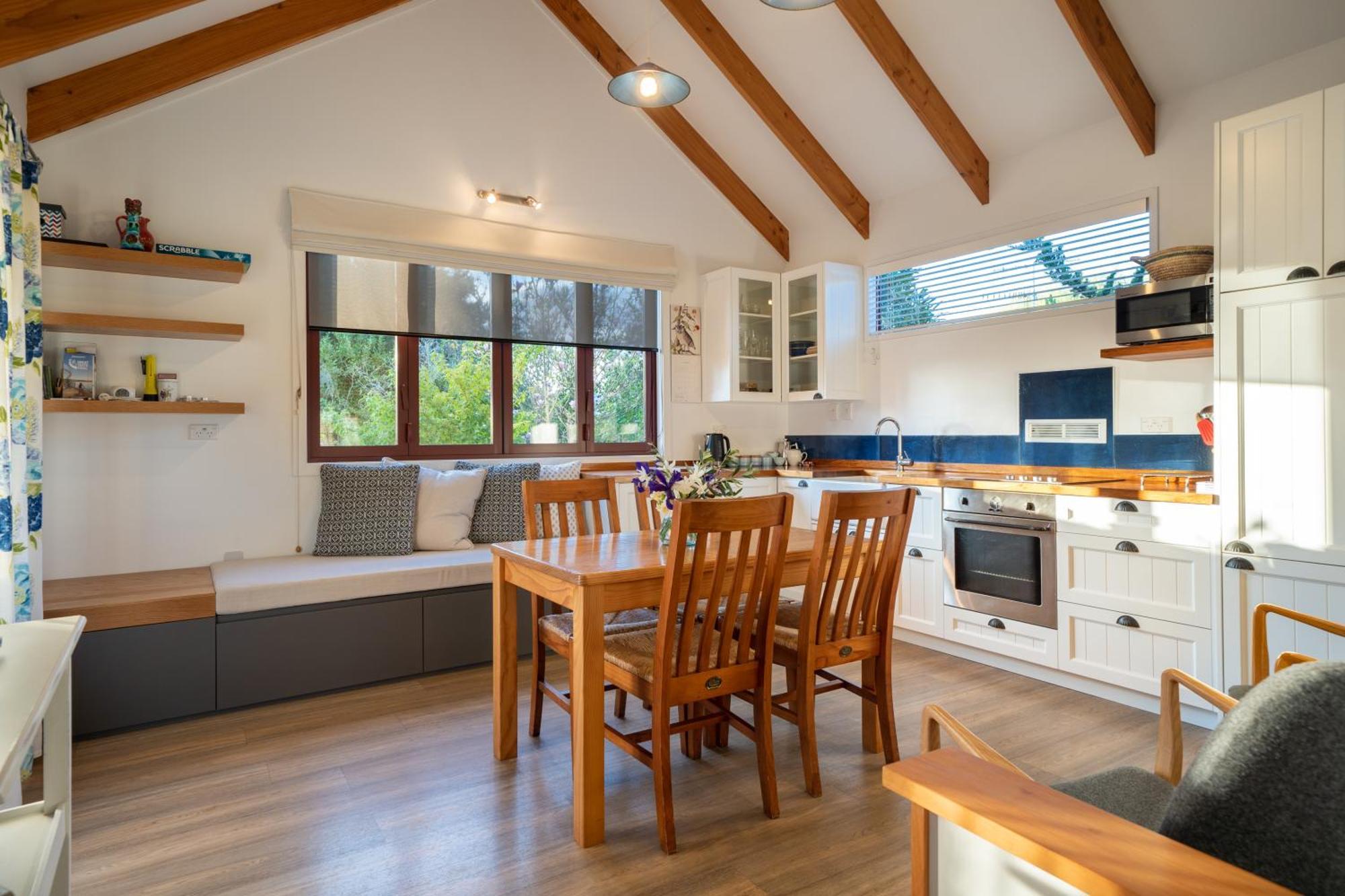 Tasman Village Cottage Extérieur photo